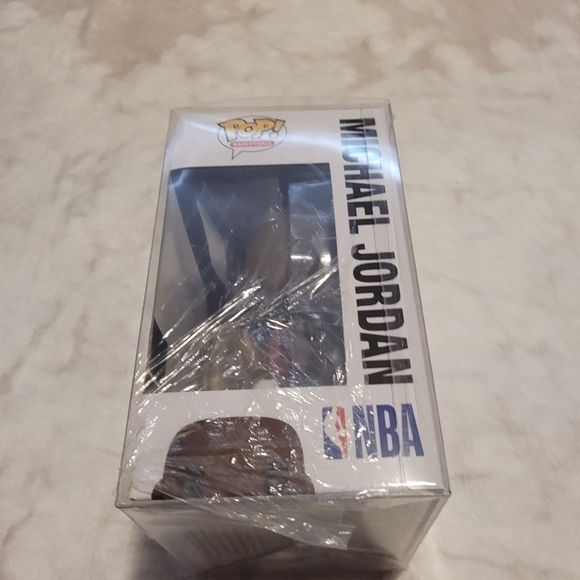 Funko Pop Basketball - Bulls - Michael Jordan (#54, New) - Picture 10 of 13
